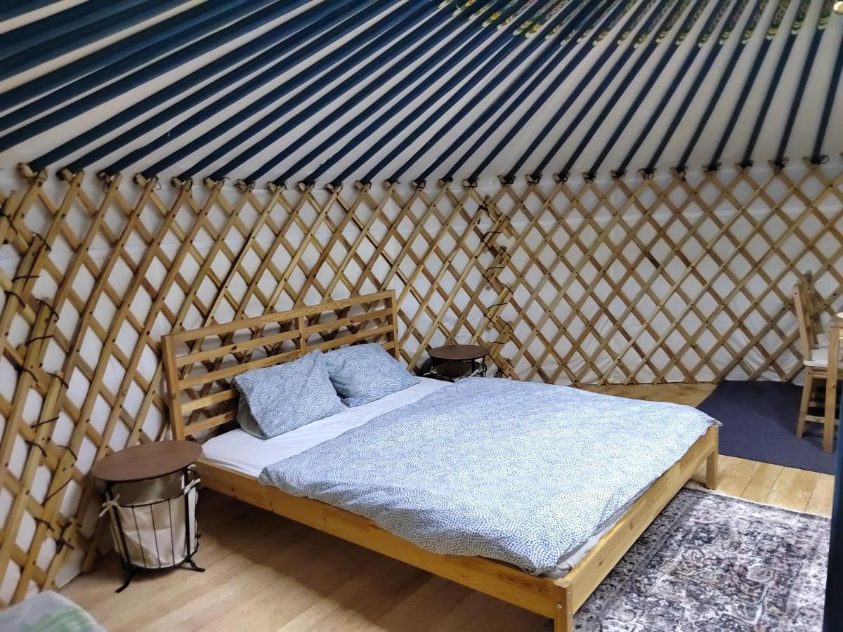 Luxury tent Jurta Ve Hvozdech *